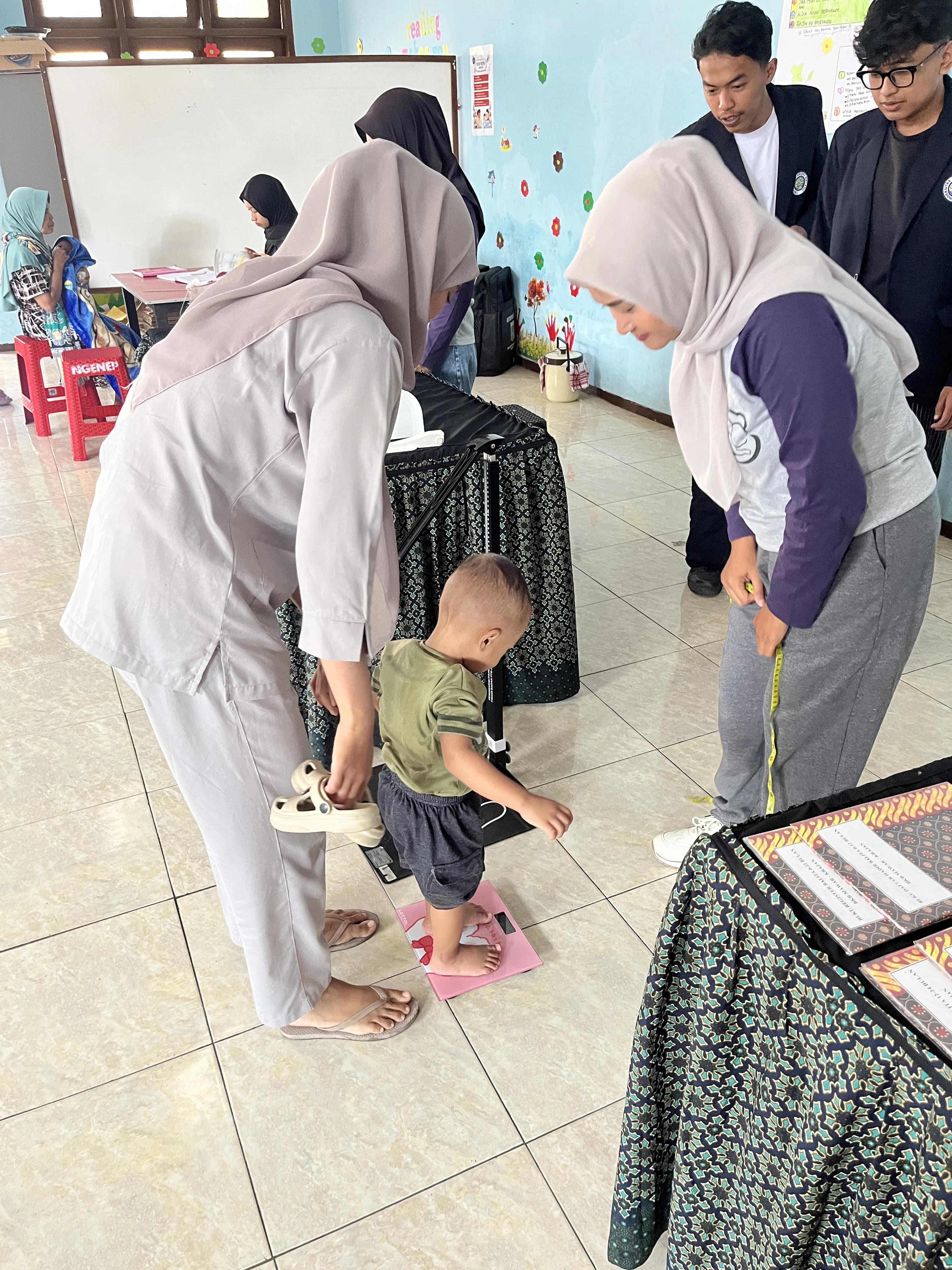 Transformasi Digital melalui Pelatihan AI bagi Kader Posyandu